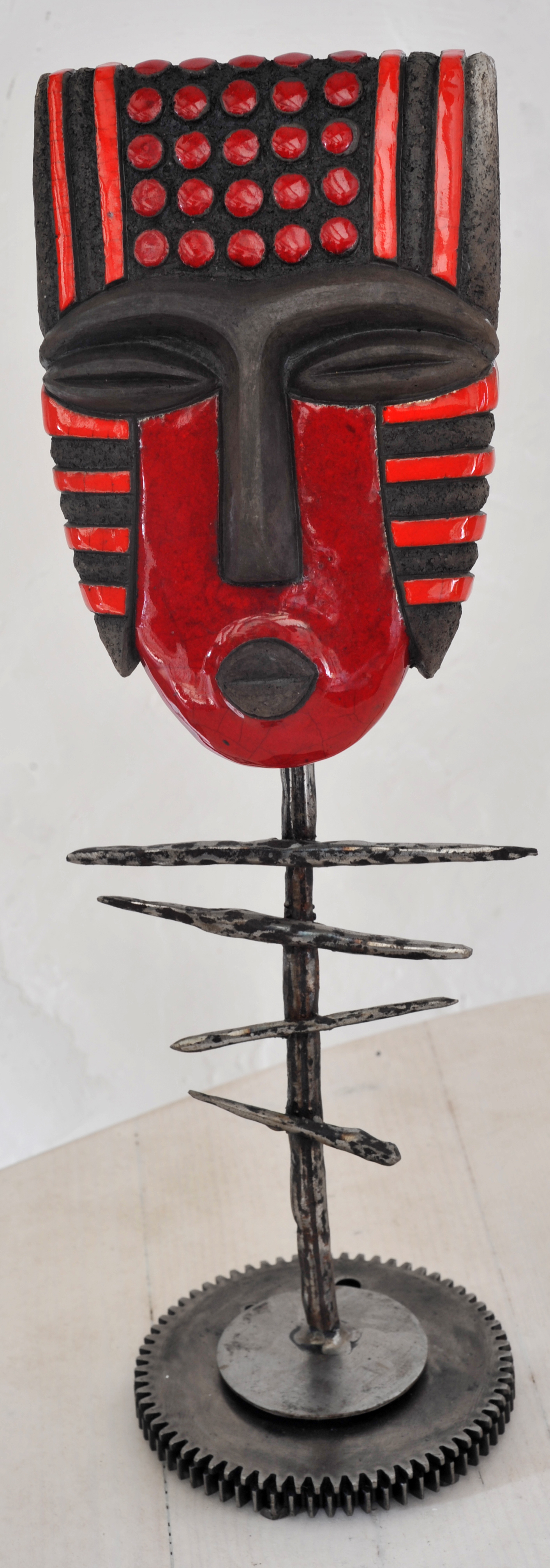 Masque céramique Raku H20cm avec socle metal  H40cm